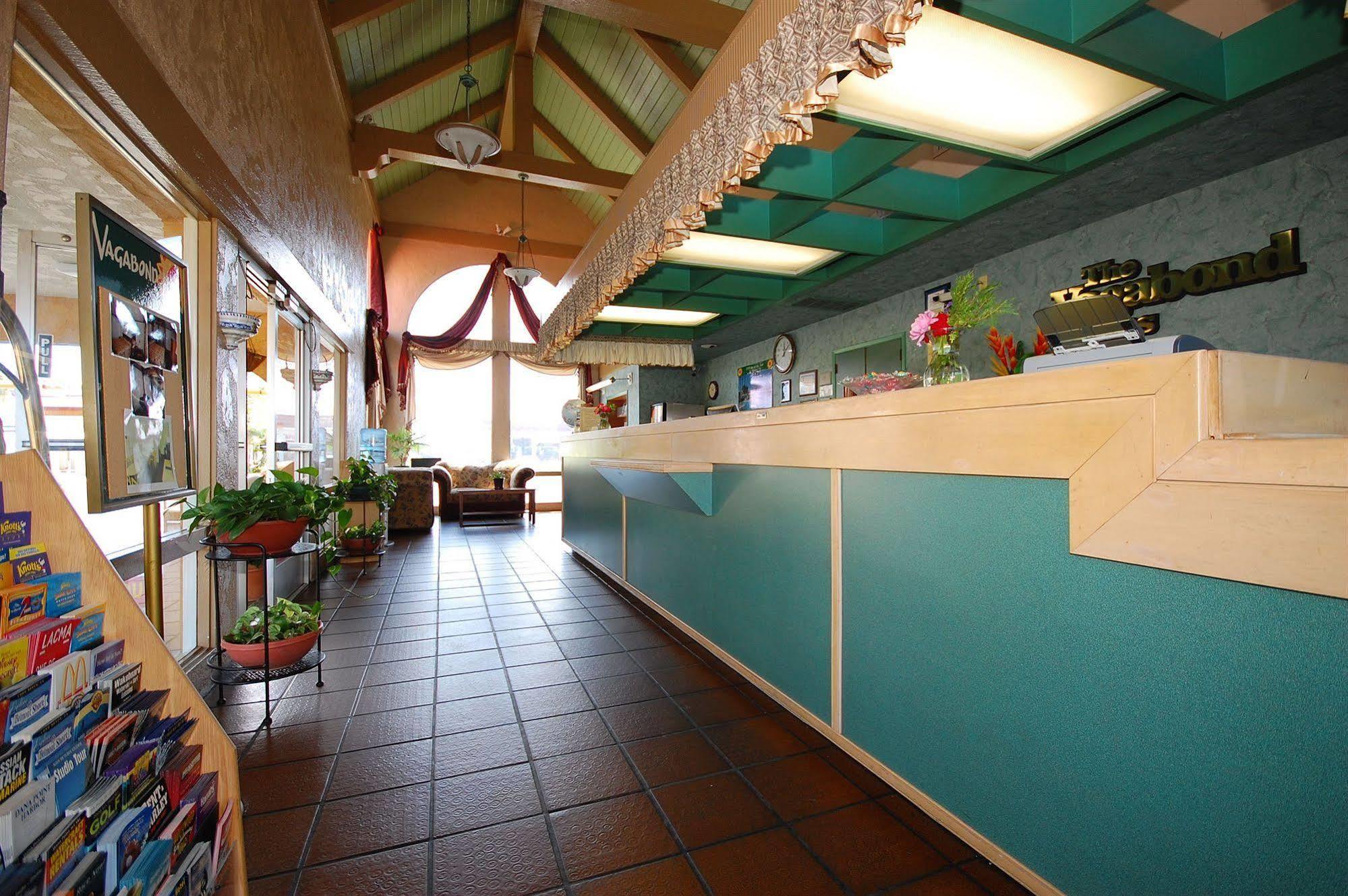 Vagabond Inn Costa Mesa Exterior photo